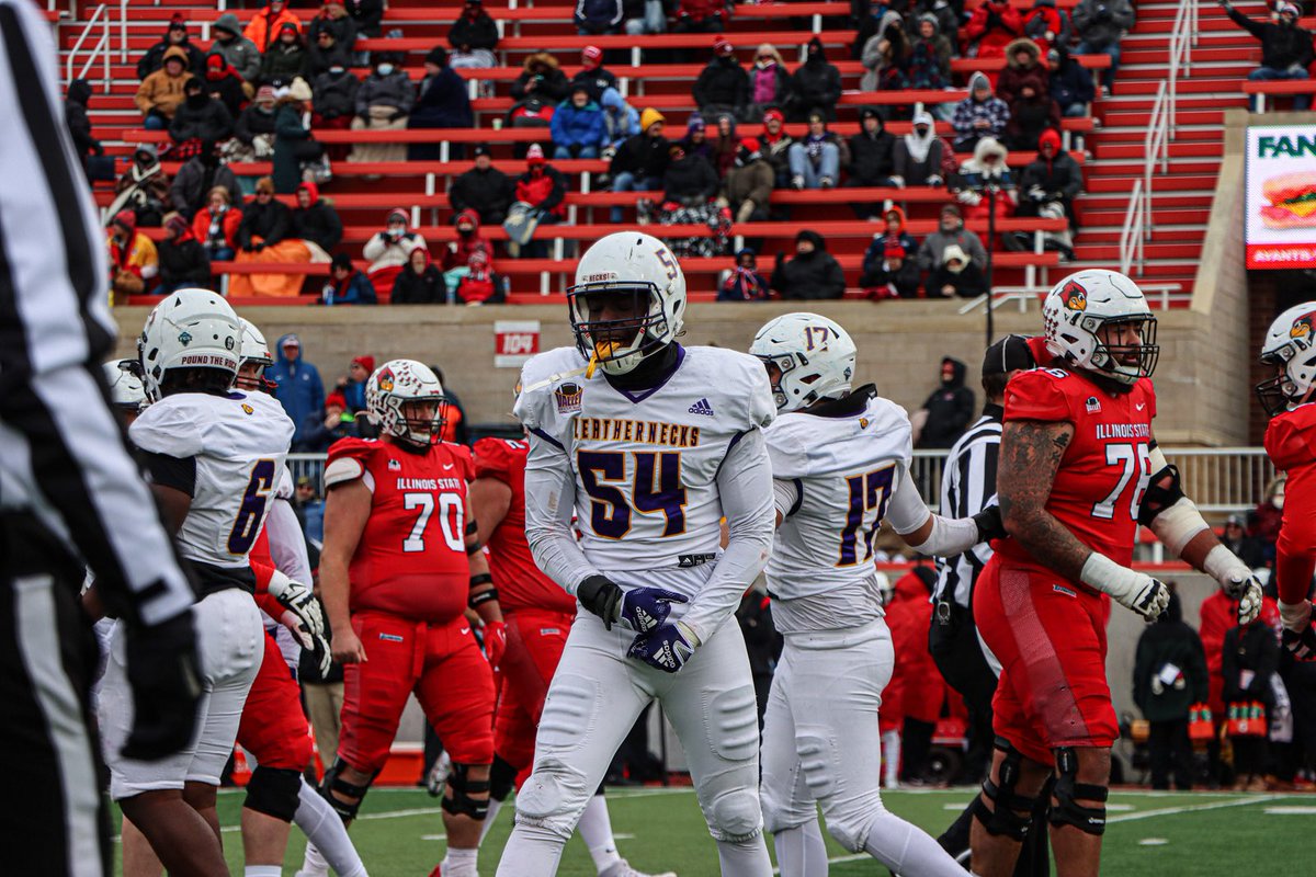 cook_sam02's tweet photo. I want to thank WIU for giving me the opportunity to play D1 football and pursue my goals. However, after many conversations with my family I have made the decision to enter the NCAA transfer portal. My recruitment is now open. https://t.co/YRRVFpryEA