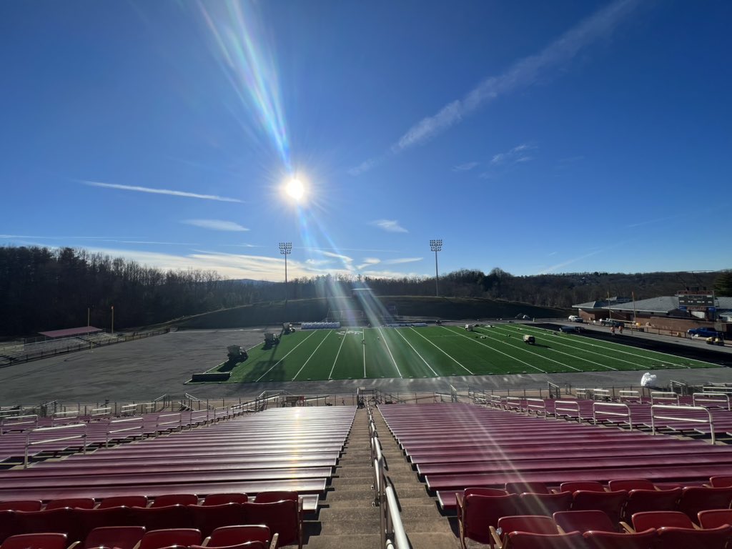 UVAWiseCavsFB's tweet photo. We can’t wait to play on the new turf next season! Carl Smith Stadium is looking great https://t.co/0pyDLYdHzo