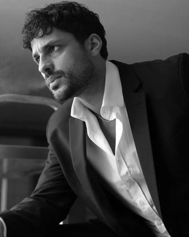 EMDEtkinlik's tweet photo. hadi bu tweetin altına en güzel ekin mert daymaz dörtlüleri bırakalım 

MutluYıllar EkinMertDaymaz https://t.co/tIrhyQI3sR
