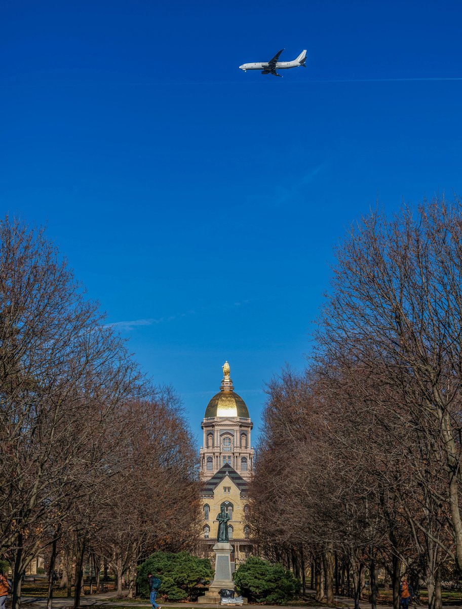 mattcashore's tweet photo. That's a U.S. Navy P8 Poseidon. I'd wager a dollar there's a ND Alum Naval Aviator or two on that crew. Good day for a view of the Dome, that's for sure. https://t.co/unppKHjKH1
