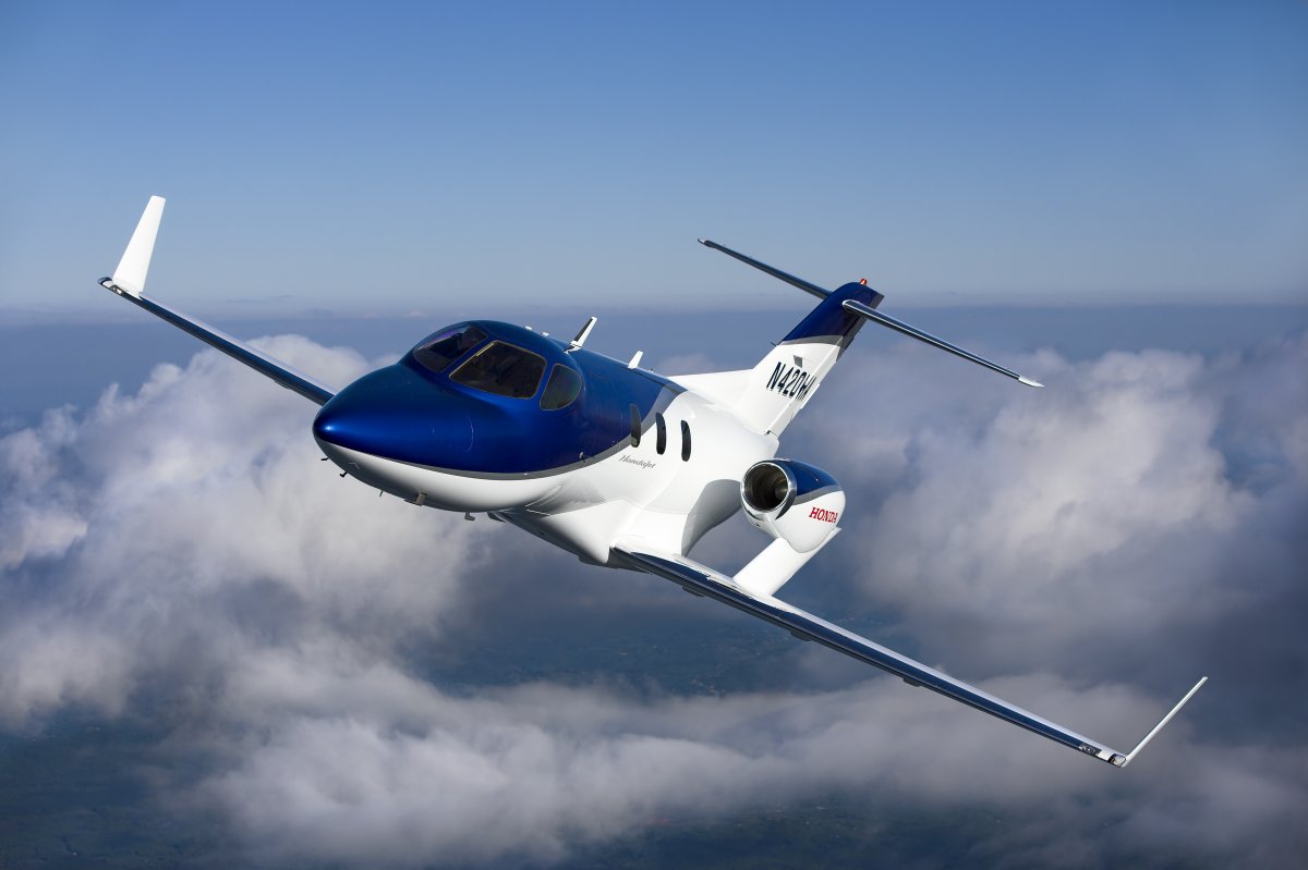 hondajet's tweet photo. #OnThisDay In 2003, an experimental #HondaJet successfully completed its initial flight test at the Piedmont-Triad International Airport (@flyfrompti) in Greensboro, North Carolina. https://t.co/kx9u9B6zzq