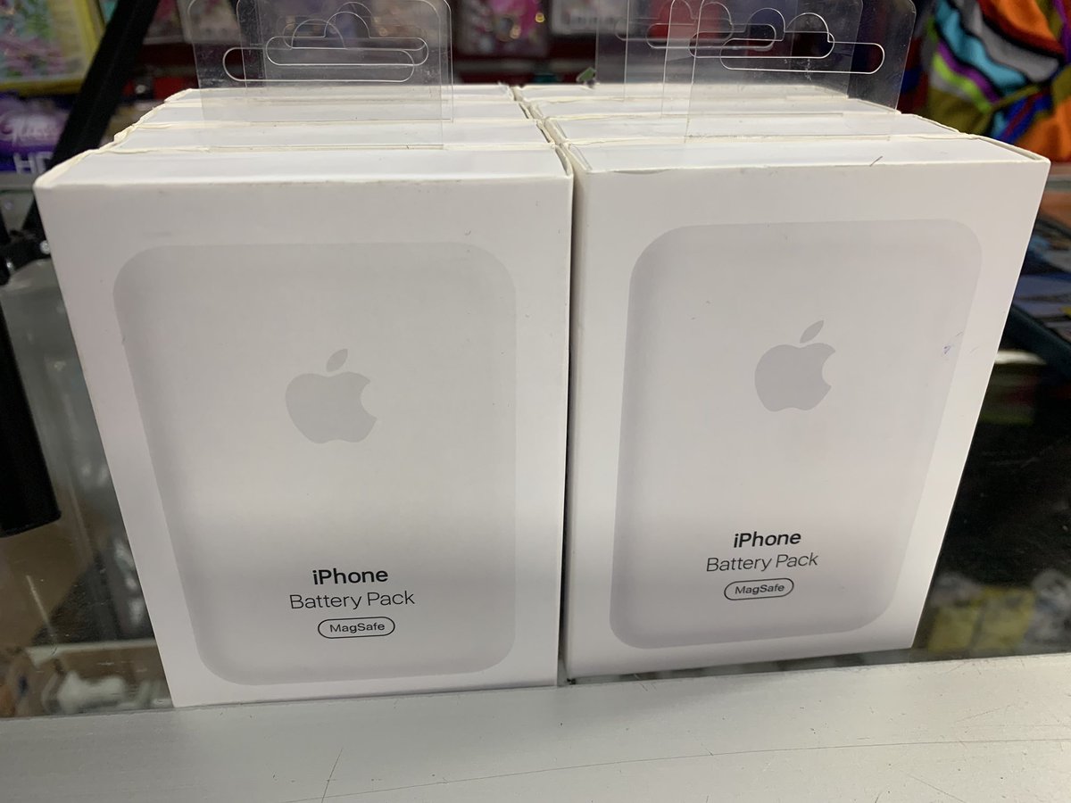 HexatechStore's tweet photo. Iphone Battery packs available $40
Call/App 0719944658
In Harare cbd Stanley Mall

#SpotifyWrapped #batterypack #WorldAIDSDay #shadaya #Levels #shashl #ccc #RegisterToVoteZW #Zimbabwe #iPhone14ProMax https://t.co/hJpP0oiwbP