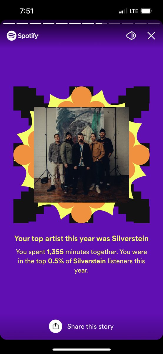 Patrickpartyof2's tweet photo. Saying I spent 1,355 minutes with  @silverstein sounds creepy but I did get to photograph a show and meet y’all. What a year for me. https://t.co/AK26GeeYEx