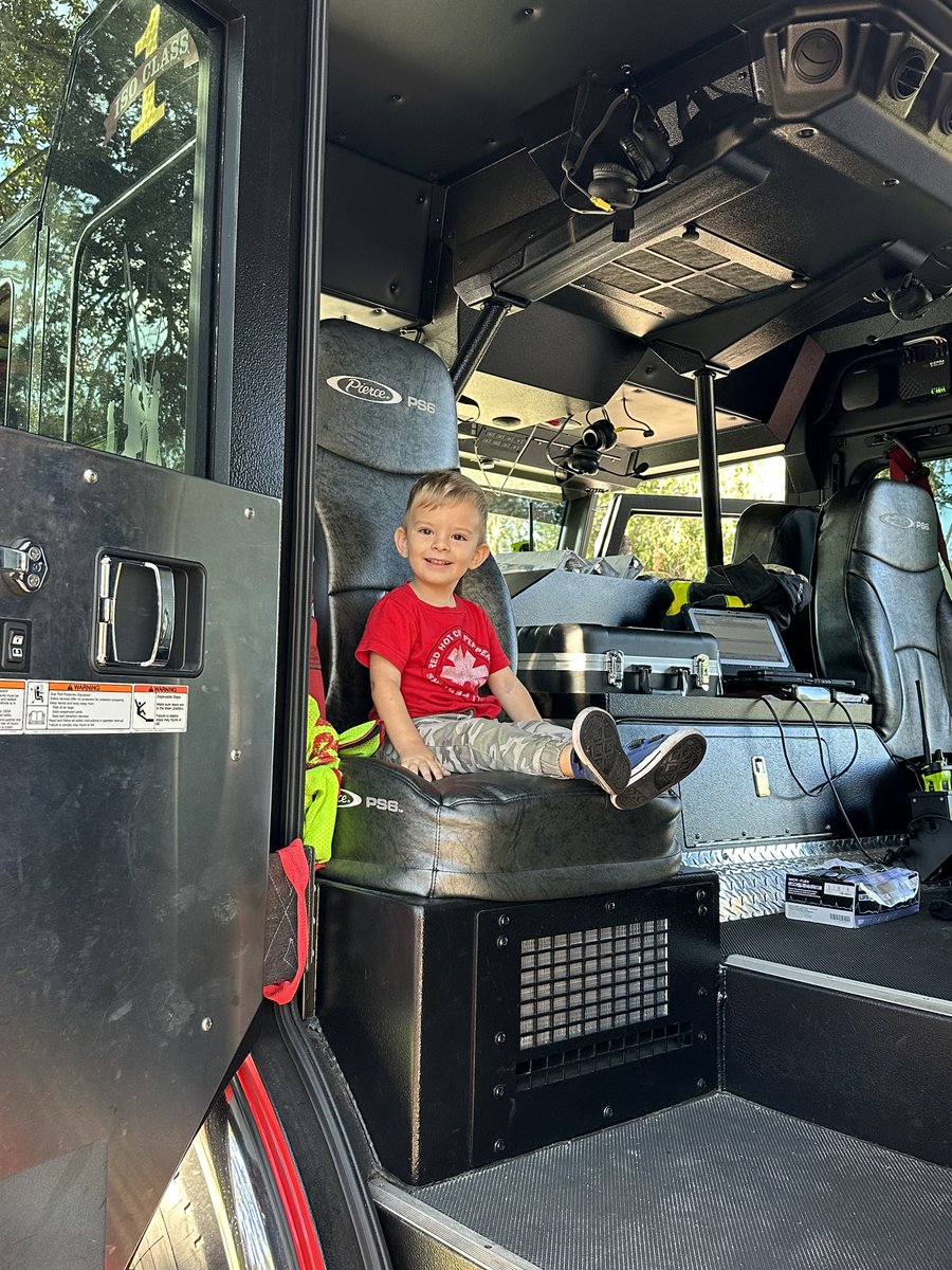 Largo Fire Rescue tweet media