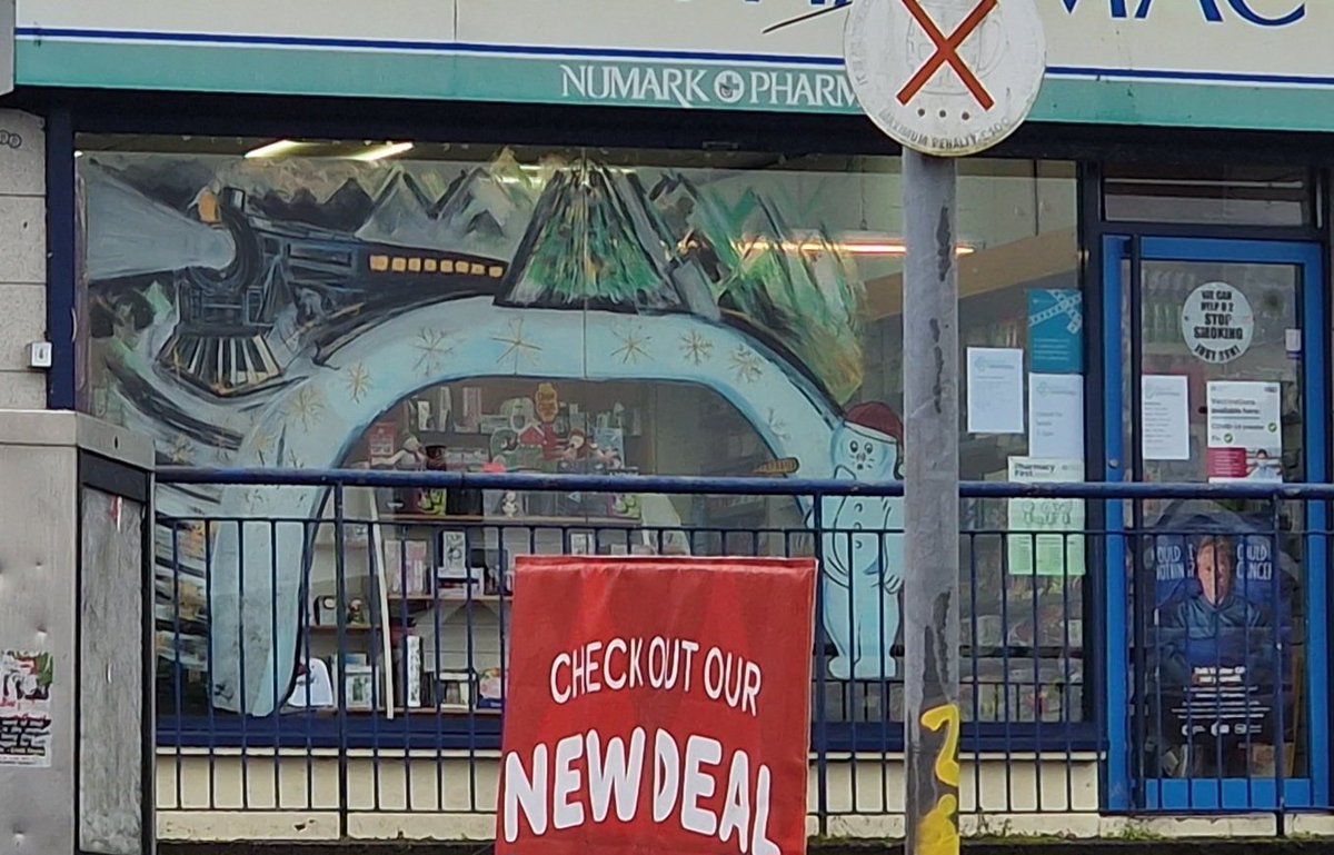 Leanimate21's tweet photo. Shop window for a local pharmacy. Inspired by #polarexpress always learning from everyone I meet and every bit of experience I aquire. These are becoming so much fun to do. ❤️🎨😁 #windowart  #bespokeart #artistsontwitter #Belfastartist https://t.co/fML4NxGlQ9