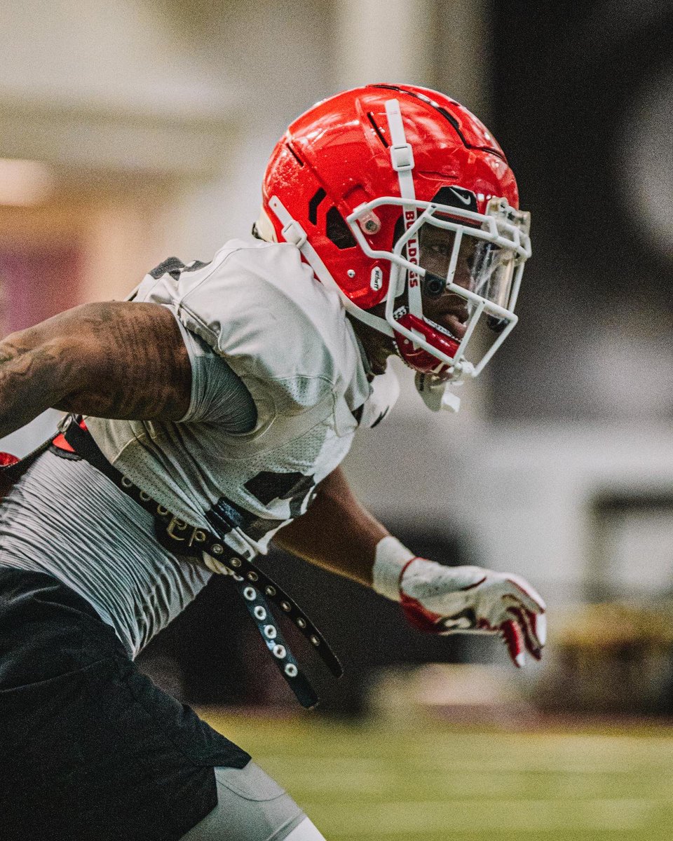 Athens NIL Club 🐶 tweet media