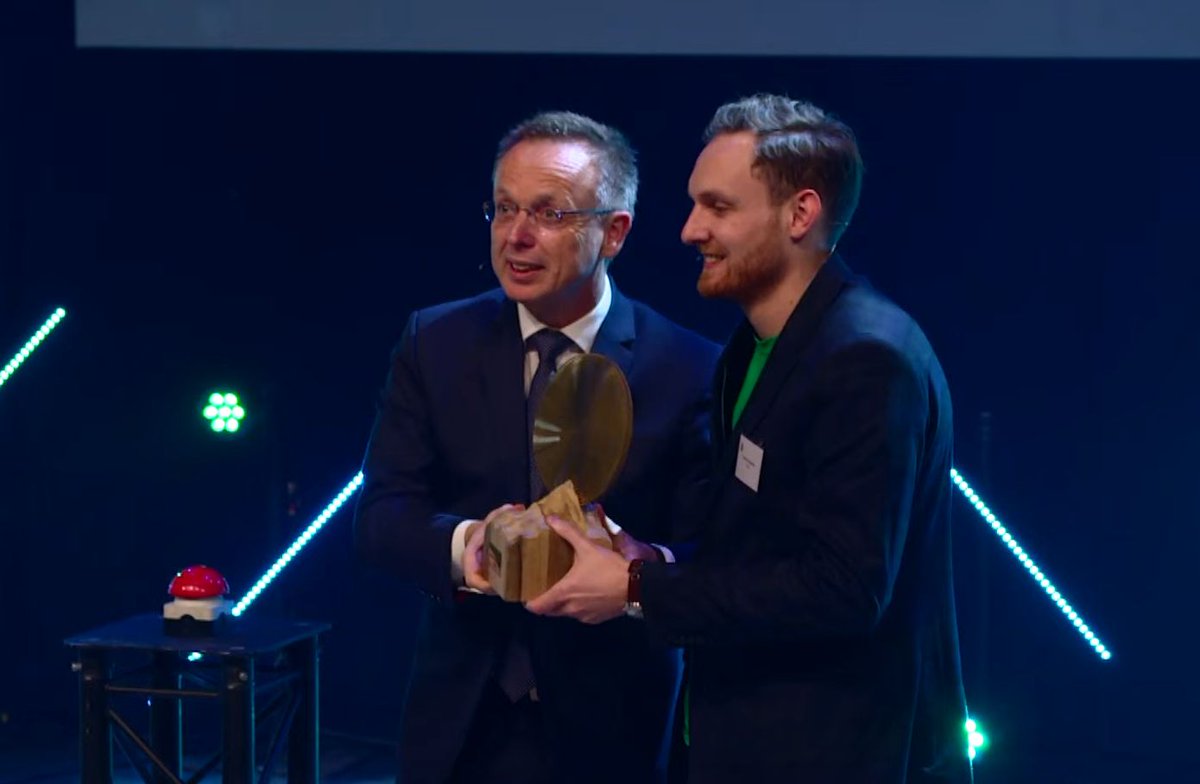 Automatiseringsbedrijf Klippa uit Stad wint Groninger Ondernemersprijs 2022 #groningen: oogtv.nl/2022/12/automa…