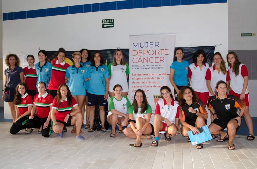 Las #Deportistas del #CampeonatoDeEspaña #BuceoDeCompeticion te recuerdan practicar ejercicio físico y controles ginecológicos
#PorLaVidaMuevete 
#MujerDeporteCancer 
<a href="/AMOHasociacion/">Asociación AMOH</a> <a href="/mujerdeporteca/">mujerdeportecancer</a>
#FEDAS #SportDiving #DeporteFemenino #MujerYDeporte #AndaluciaElLugarDelDeporte
