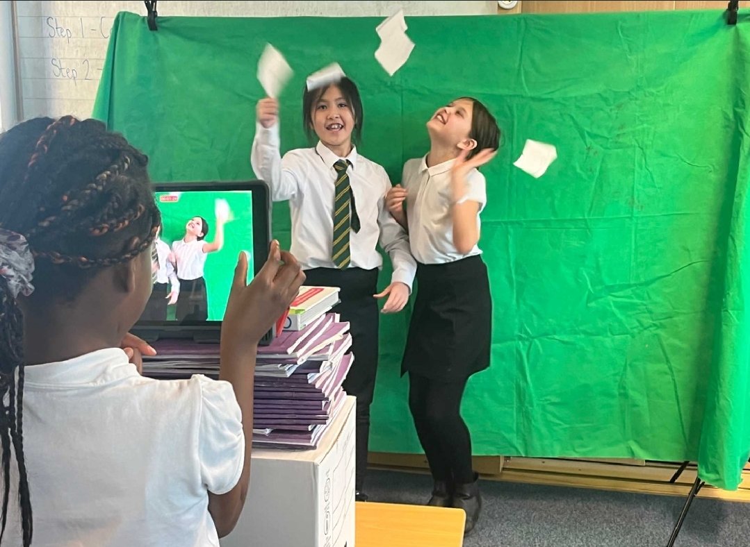 OLPPrimary's tweet photo. Primary 5 have been researching information about the #WorldCup2022. They worked collaboratively to create an informative and fun podcast. 🕊 #OLPSTEM #podcast https://t.co/0VOu9wDgCq