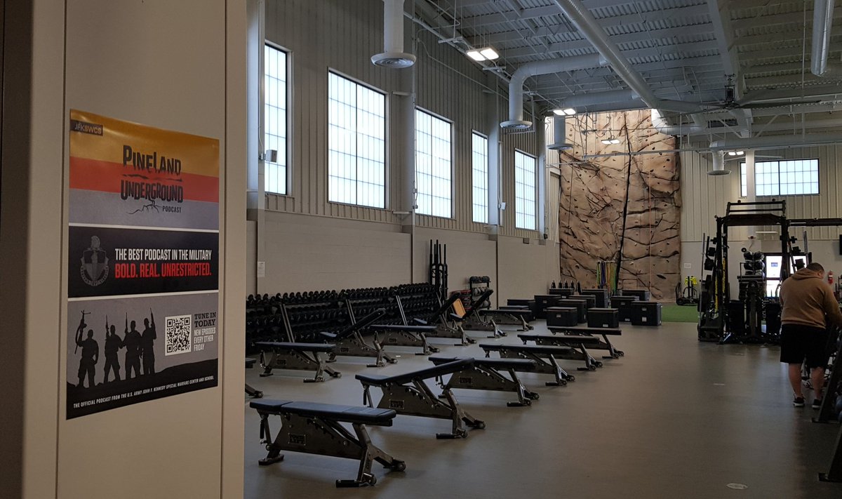SgmAbn's tweet photo. Once again the #Pineland Underground marketing continues to impress, looks like they have a Street Team canvasing the high traffic areas.
Great facility over at @3rdSFGroup thanks to the @USASOCNews team for setting up a smoker. If this looks nice? @GoArmySOF https://t.co/j2caOu8YM6