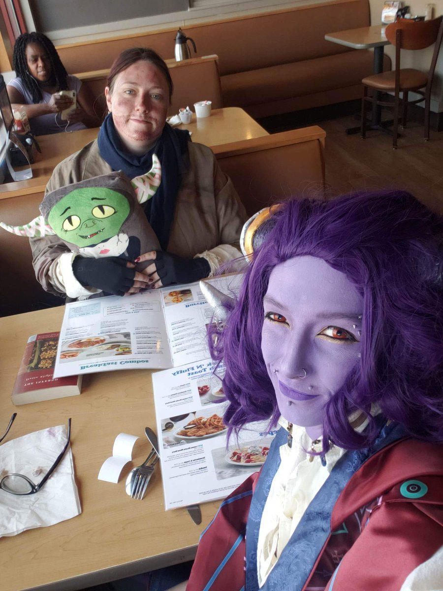 AmarathRohmdyre's tweet photo. #MollymaukTealeaf
#CalebWidogast
#CriticalRole
#CriticalRoleC2
#CriticalRoleCosplay
#ThisShouldveBeen
#IdealShip
#NotttheBrave
@CriticalRole
@VoiceOfOBrien
@executivegoth
@samriegel https://t.co/SljM93BDRD