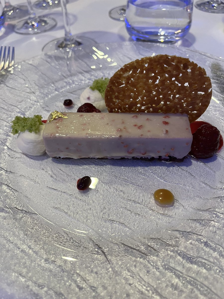 What an amazing week with fabulous customers and partners. The awards dinner was fabulous. #oneidentityresilience