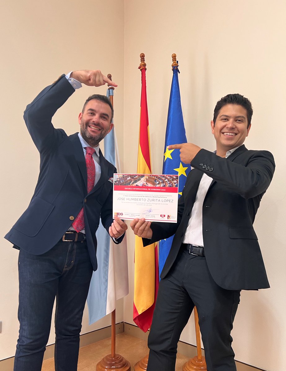 Muy agradecido con la vida, familia y amigos por permitirme vivir esta experiencia. Escuela Internacional de Gobierno 2022.

No hay camino al éxito, lo que hay son personas exitosas que tienen el valor de crear su propio camino. ¡Con todo, menos con miedo! #SíPodemos 👊🏻