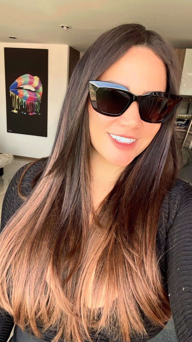 Ashley Carolina(21+) on Twitter: "Nuevo look 😍😊"