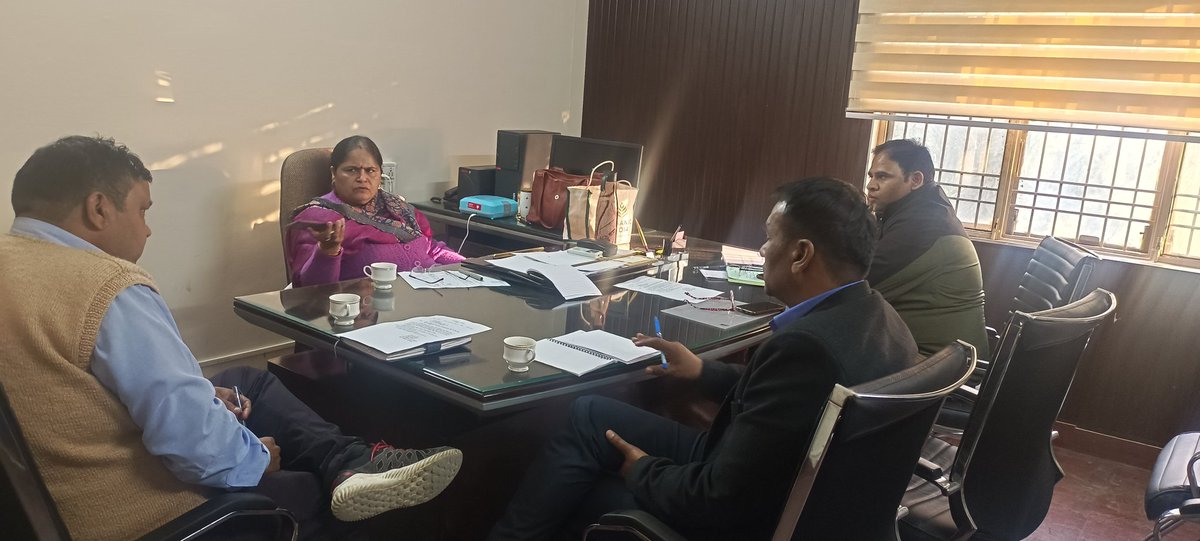 Kailashbhatt120's tweet photo. #REAP, Uttarakhand #ValueChainStudy Millet ,Rice & Pulses Working Group Planning for Collection of data from different districts. The visit will start from 2/12/22 ...
@basava_ias @MoRD_GoI @IFADSouthAsia @nitikakh22
#enterprise
#WomenEmpowerment
#localforvocal
#Hilans https://t.co/ZJtKrMMAFD
