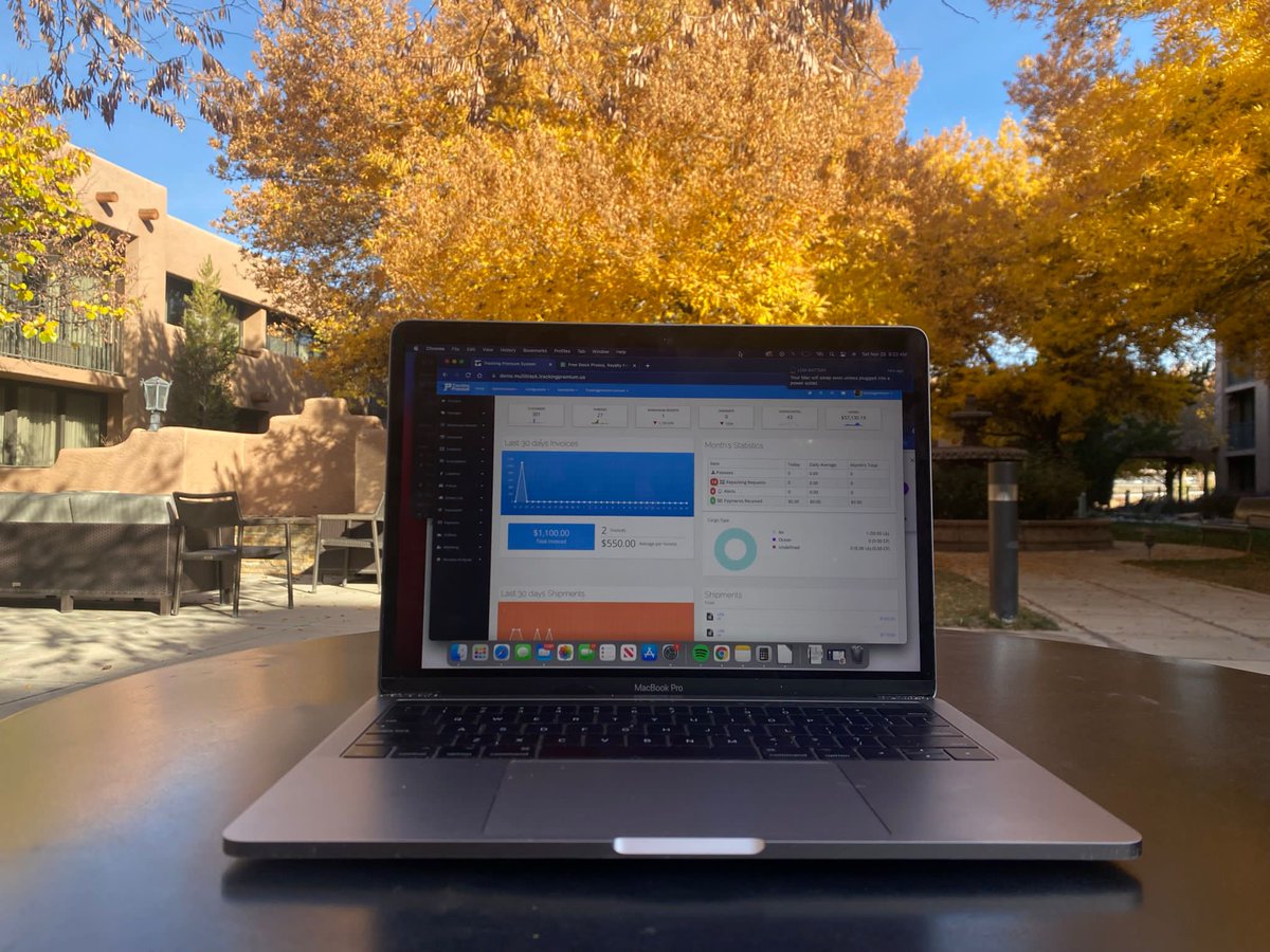 trackingpremium's tweet image. Las empresas de logística tienen una carga de trabajo extra durante la Navidad. Hay que pensar que, esta es la época en la que se realizan más envíos y regalos. Por lo tanto, la organización sistemática del trabajo es una cuestión de supervivencia. #courier #logistica