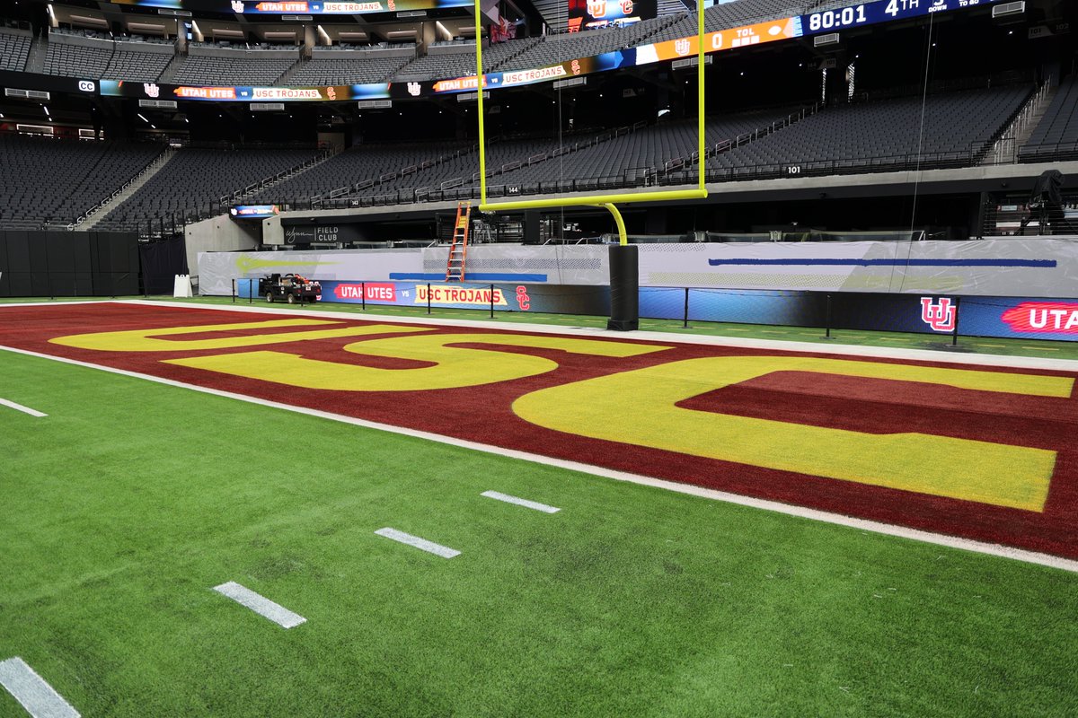 pac12's tweet image. The stage is set. 🤩

#Pac12FCG