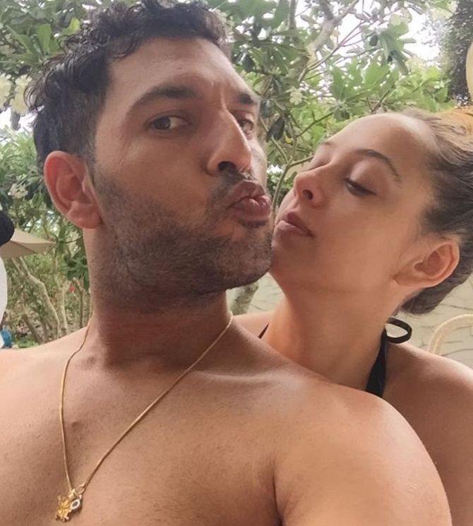 ActressFansPage's tweet photo. Yuvraj and Hazel  

#NoraFatehi #RohitShetty #GetOutRavi #MakeNoiseForChiku #GoldReview #ShamitaShetty #HariHaraVeeraMallu #ACOTY2022KIMTAEHYUNG #AnuEmmanuel #KisiKaBhaiKisiKiJaan #Pathaan #ACOTY2022LISA #PriyankaChopra #NickJonas #kollywoodactress #SinghamAgain #DeepikaPadukone https://t.co/TXRQQtIDGR