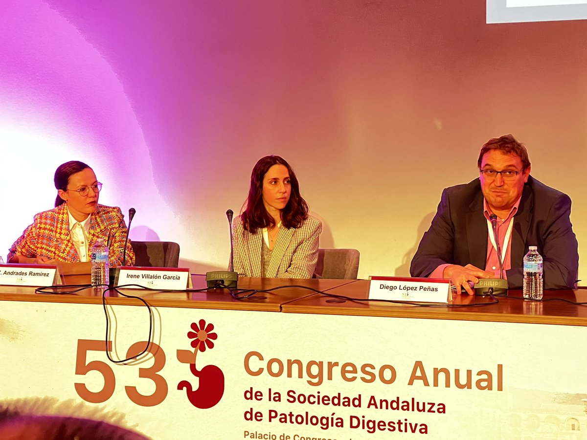 RosalesDigestiv's tweet photo. Comienza el segundo escenario en patología digestiva con el Dr. Diego López, @andradespsico y @Irenevillalon1 sobre trastornos de la conducta alimentaria en la patología funcional digestiva #53CongresoSAPD
 @sapdes #GATFD https://t.co/xnXSxSF0a1
