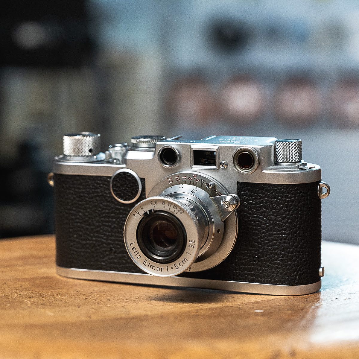 beauphotostore's tweet photo. NEW IN USED! This red dial Leica IIIF is one of Leica's last screw mount bodies. The IIIF by itself is very light and even with the 5CM F3.5 Elmar, this combo makes this camera one of the lightest rangefinders on the market. The body and lens is $1000! #leicaIIIf #filmatbeau https://t.co/Wih3iDgoLJ