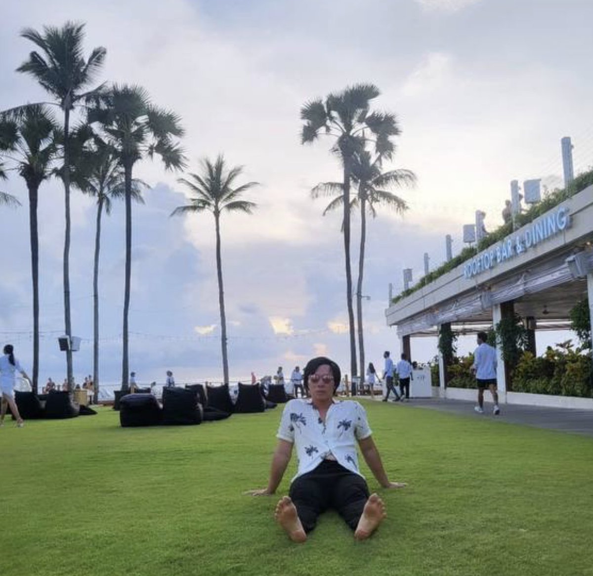 Su Zhu and Kyle chilling in Bali, SBF chilling in the Bahamas, Do Kwon chilling in Singapore

it's a weird old life