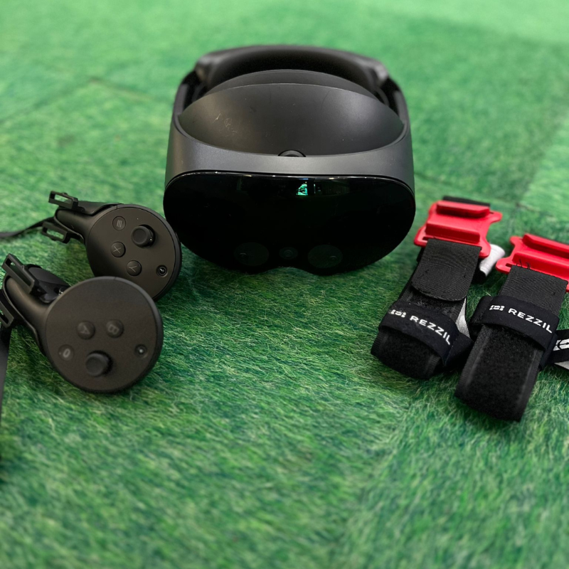 rezzil's tweet photo. Take your game to the next level with Rezzil Player Pro Straps! 💪

You will soon be able to practice your football skills using Player Pro on @MetaQuestVR! ⚽

Stay ahead of the curve and pre-order your straps now using the link below so you are ready to play for January 2023.👇