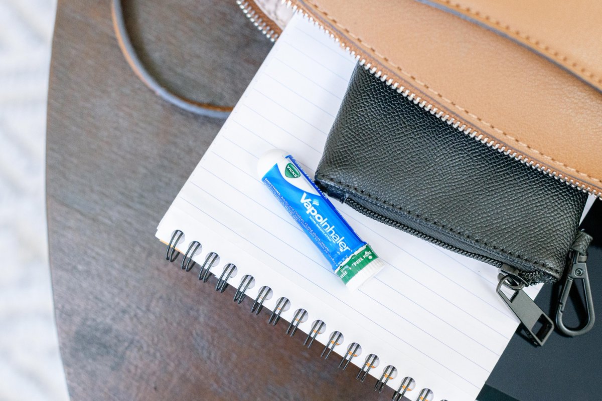 Non-medicated Vicks vapors, anywhere you want them. Get your Vicks VapoInhaler: spr.ly/6011MdUeX