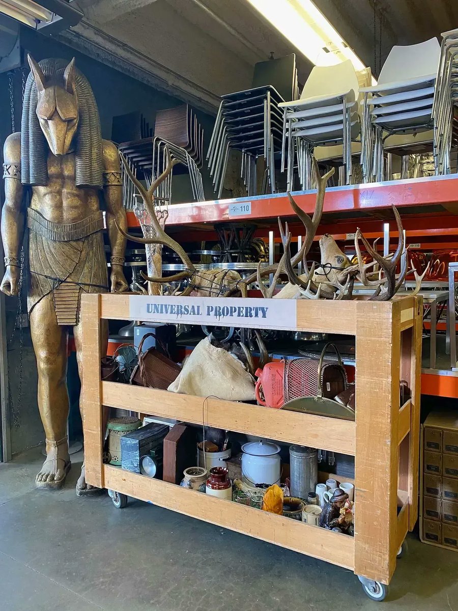 UniStudiosLot's tweet photo. Grab a cart and come on in! Furniture, appliances, hand prop and more - we have it all! π
#onthelot #uniproperty #studioservices #props https://t.co/hez8tzQTJQ