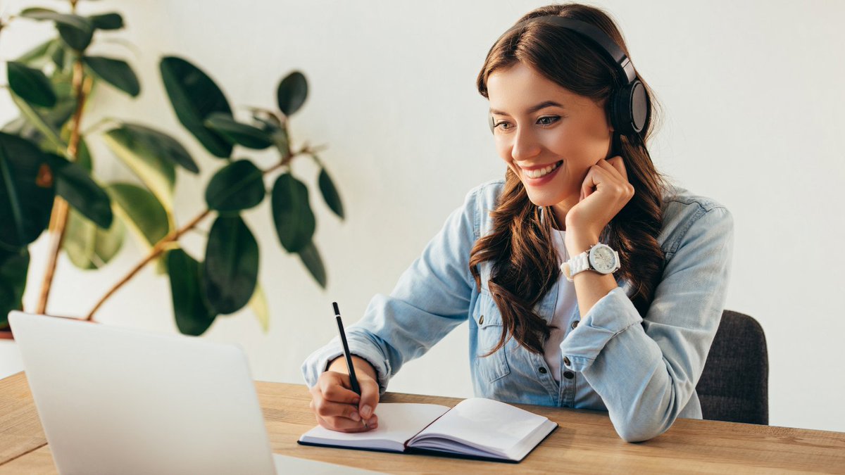 BCCollegePlan's tweet image. Did you know? There is a full lineup of online courses for every stage of your career. Start learning on your desktop or mobile device! college.pensionsbc.ca/online-courses…
#BCCollegePlan #PensionEd @bcgeu