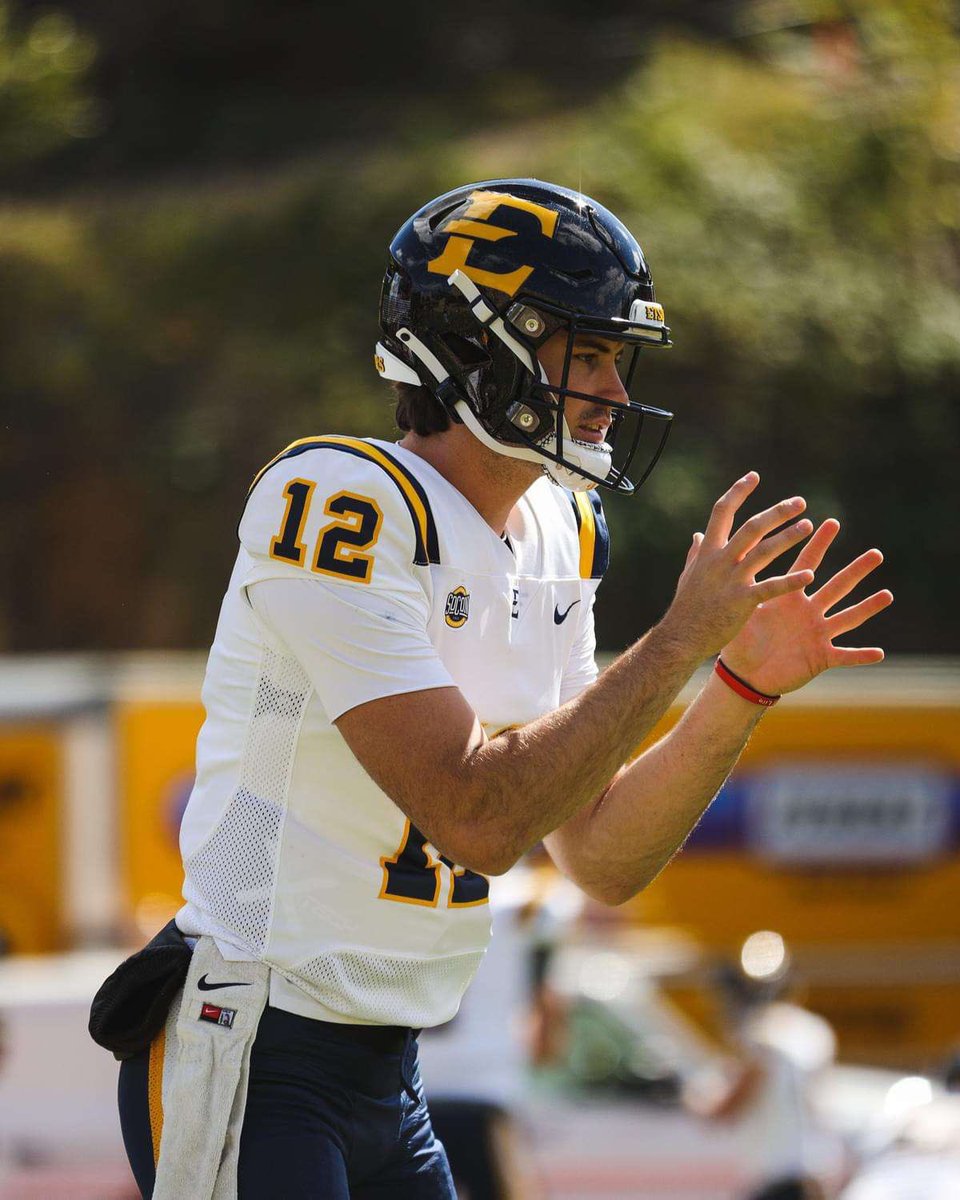 brockfootball2's tweet photo. Brock Landis ETSU highlights https://t.co/GQlXYhaQfq via @YouTube https://t.co/DpYJlFJdDt