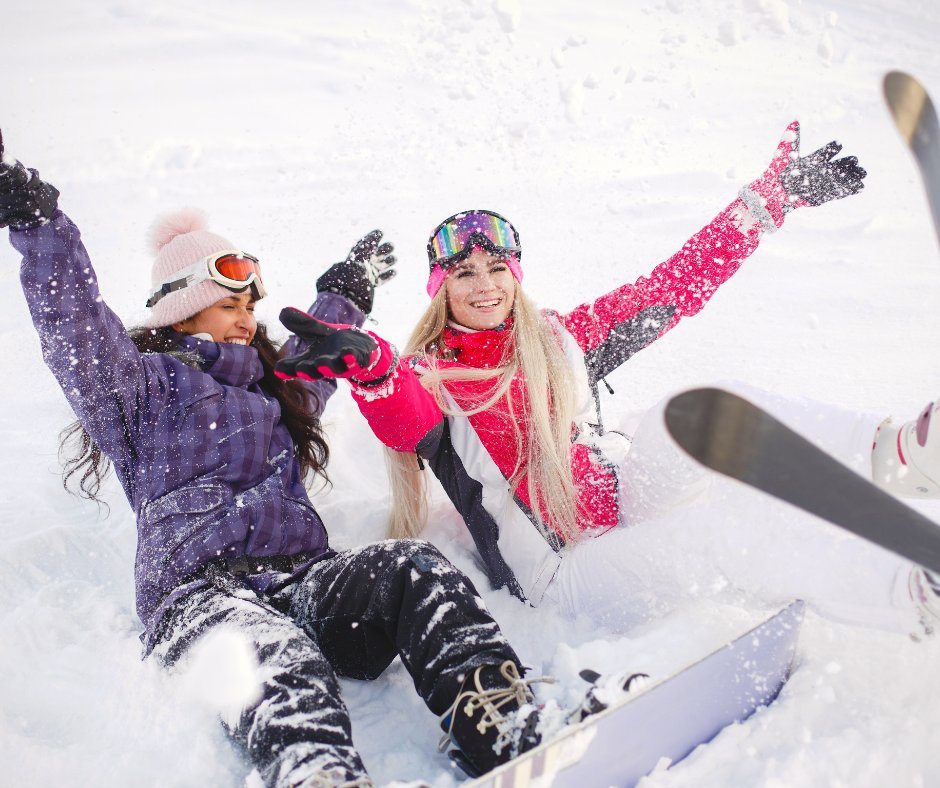 SkyRunBreck's tweet photo. Save 10% on any 3 night reservations between now and 12/21 by using code "WINTER". We've got rentals in every style and price range. Ski in / out condos and modern cabins, or become a ski bum for the week. 
https://t.co/dgReNcD5Gu https://t.co/z5lkjbiVgl
