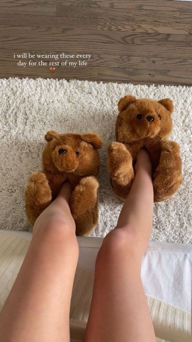 SelectOutfit's tweet photo. fluffy bear slippers 🧸 https://t.co/rrbV2PkEuk