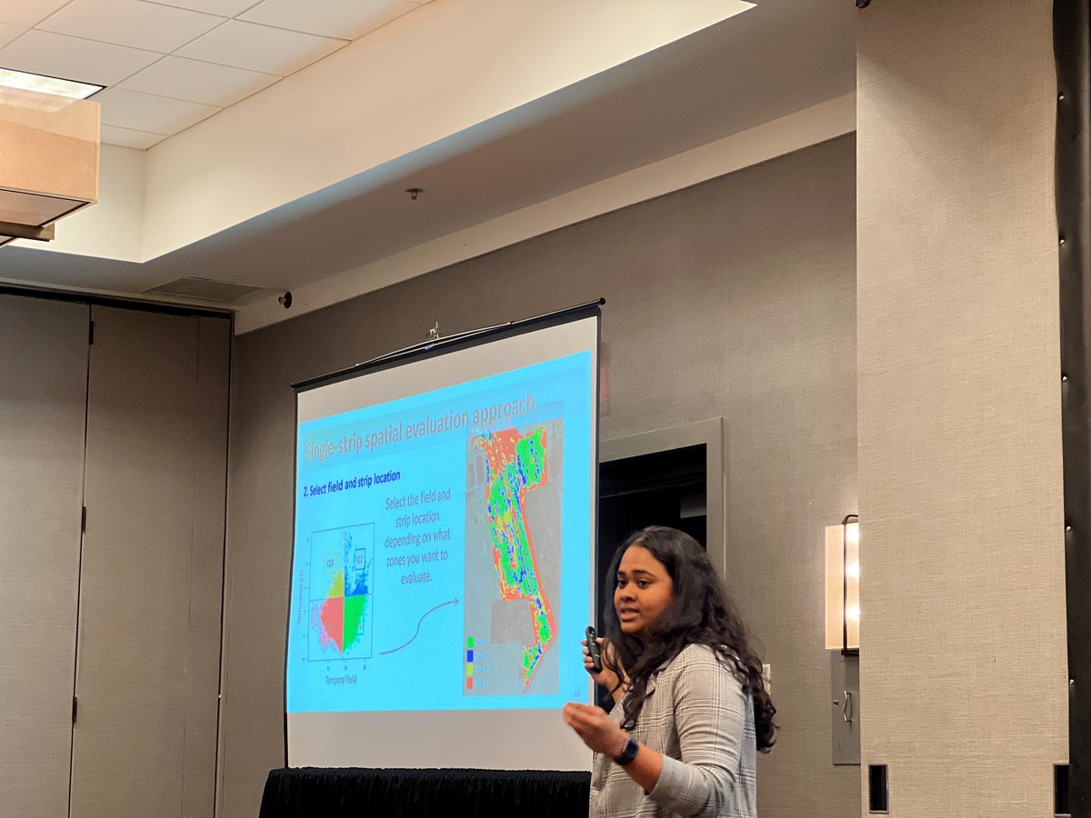 CornellNMSP's tweet photo. The team had the opportunity to present our work on yield stability zones and on-farm research at the 2022 NE Region CCA and Field Crop Dealer Meeting in Syracuse this week. Great opportunity to meet, network, and extend our invitation to join our growing #OnFarmResearch network! https://t.co/xzQjb8Zvlp