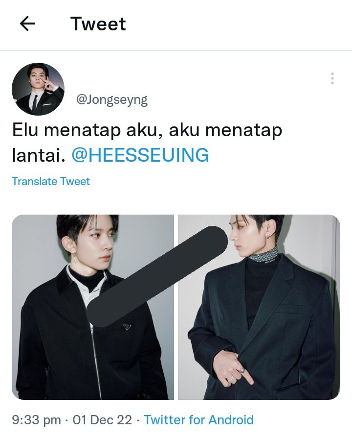 HEESSEUING's tweet photo. @Jongseyng bohong, elu lagi melihat hatiku https://t.co/ydDoakTaZ3