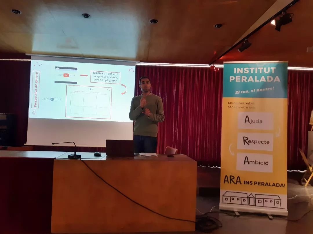 SEBaixEmporda's tweet image. 2a sessió #XTTE a l'@insperalada. Aprofundim amb el vector de perspectiva de gènere i compartim experiències: Un curs en píxels @insperalada i Comunicació i veu @Cemporda 
@sealtemporda @crpselva2 @CRPGARROTXA @sepladelestany @segirones