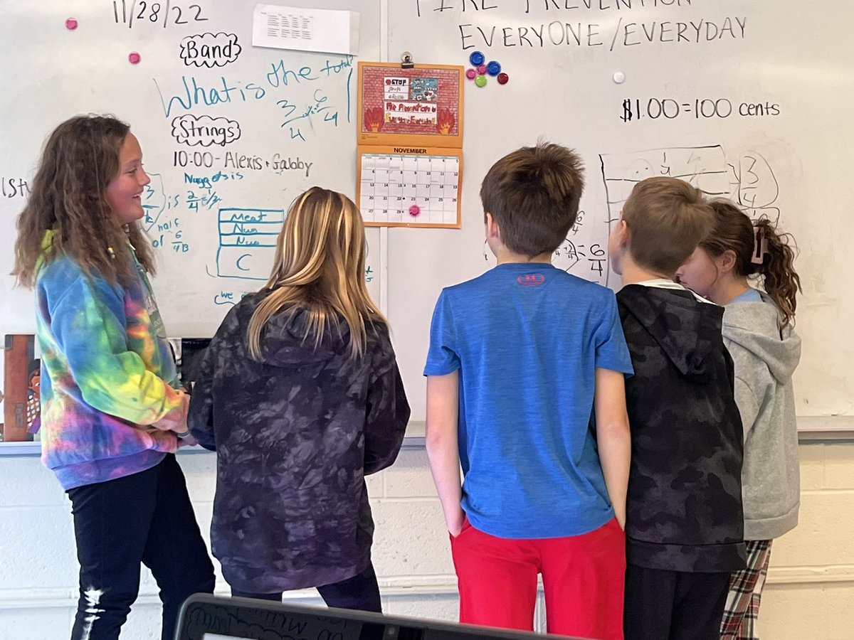 PrincipalSarah's tweet photo. Gr 5 students sharing their thinking - Using models to show how they can keep ratios constant! Thanks Dr. Nobili! #thinkingclassrooms #npvs #soaringeagles @ohs_pta @mrs_ohs https://t.co/WArFUrXifJ