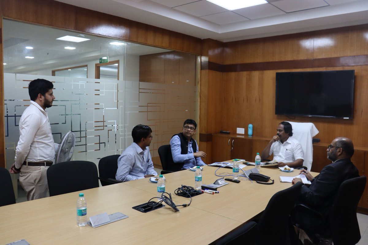 Hon'ble TN Minister for ITDS had a brief meeting with Mr.Gaurab Majumdar, ED, IPC New Delhi today to discuss regarding the forthcoming IPC global summit. Mr. Vinod Solomon, Secretary, SICCI also joined the meeting to discuss about the Information Security Task Force.