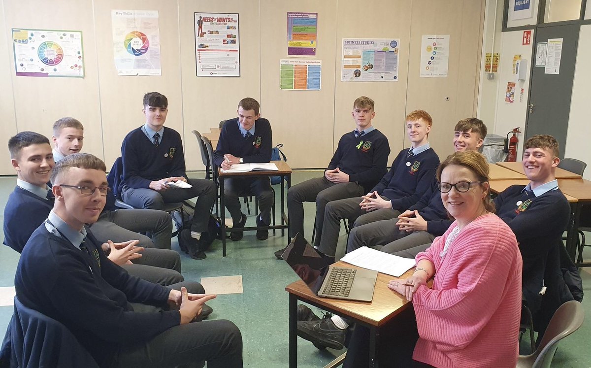 cbscarlow's tweet image. Our hard working Meitheal team with Principal Ms Lennon today. The Meitheal team are busy planning some festive fun for our First Years in the coming weeks. Keep up the great work lads! #cbsfamily #meitheal2022 #leadership #support