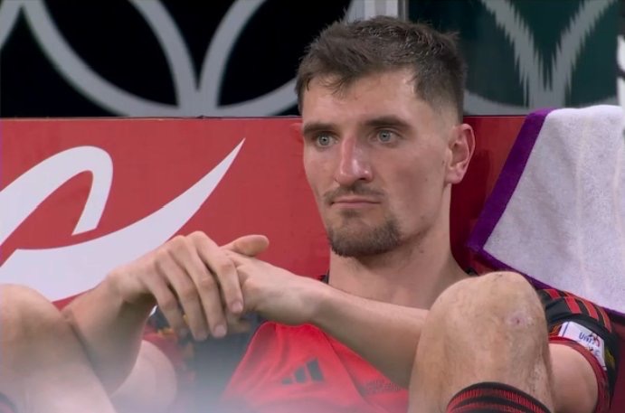 ttenett's tweet image. Les algériens devant le match #MARCAN