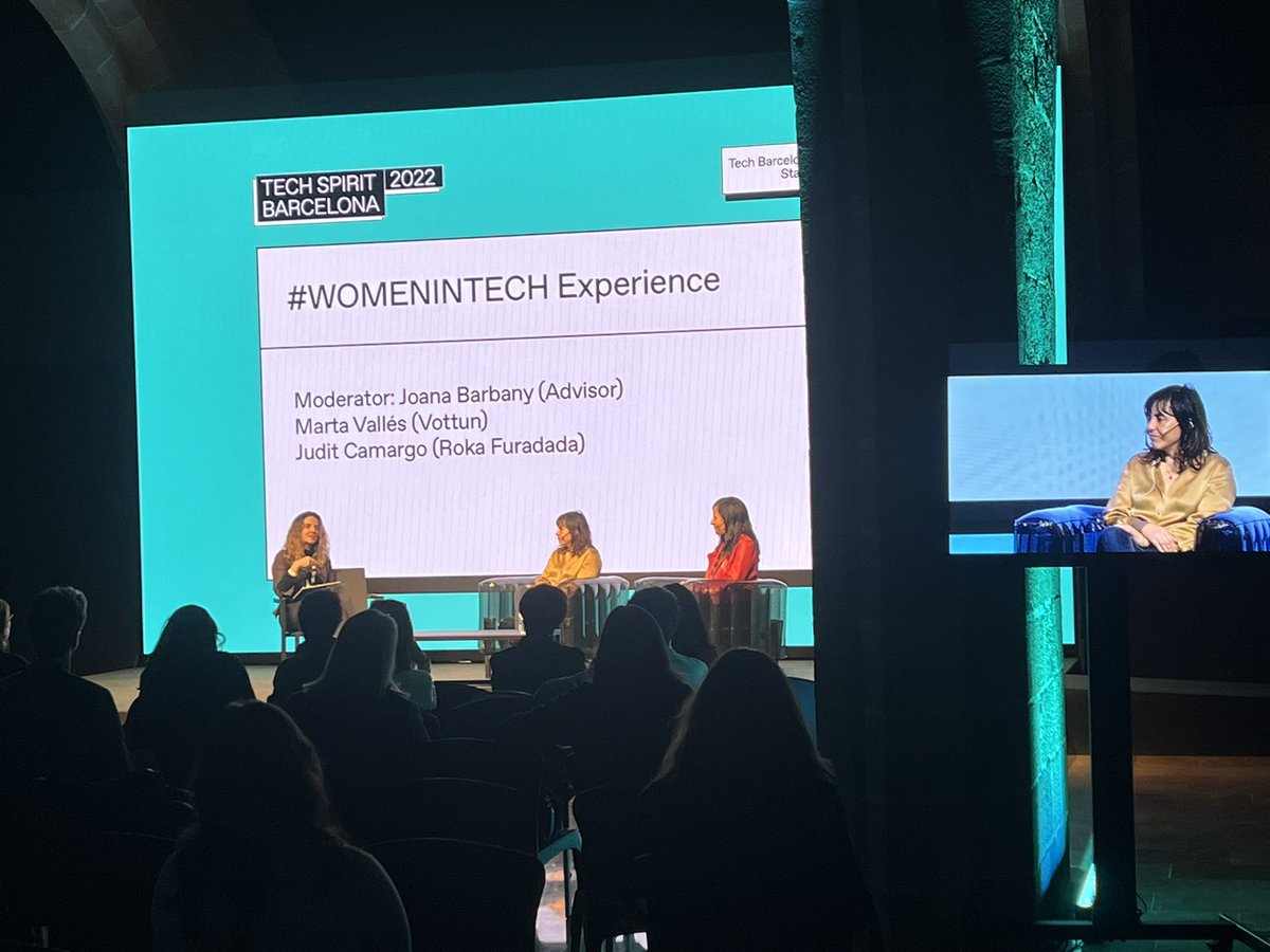 FomentUP's tweet photo. Última taula al #TechBarcelonaStage sobre Women in Tech! Contents de veure la Judit Camargo CEO de Rokafuradada i #AWEnergized parlant dels reptes de futur junt amb Marta Valles @vottun moderades per @joanabarbany! #TechSpirit2022 https://t.co/xNLhStqlSw