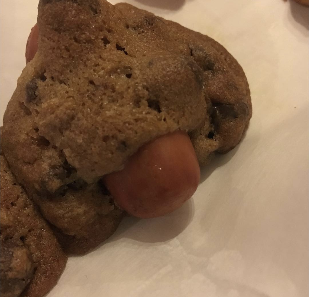 glookie (glizzy cookie)