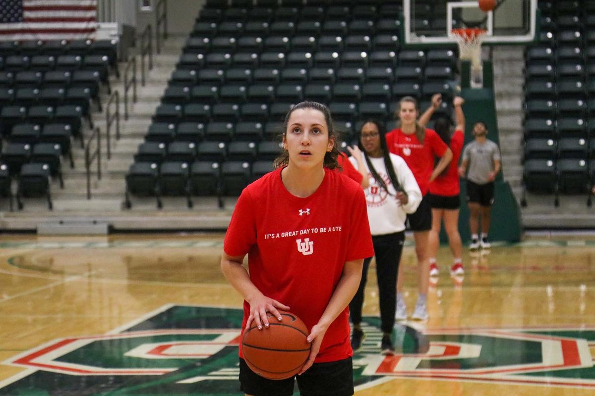 UTAHWBB's tweet photo. Itโs a ๐๐๐๐๐ day to be a ๐๐๐๐
#GoUtes | #Pac12SWAC https://t.co/gG2kx4Z7Cg