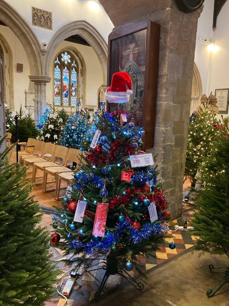 ccgemma2's tweet image. Tesco Bicester sponsored and decorated a Christmas tree at The St Edburgs Church Christmas tree Festival. #tescochristmas #bicesterchristmas @AKurtova @Tesco @tesconews @BicesterCommun
