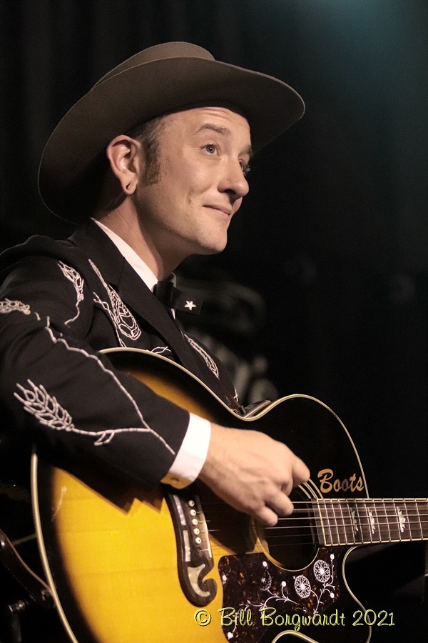 Edmonton let’s party!!!

eventbrite.ca/e/boots-and-th…