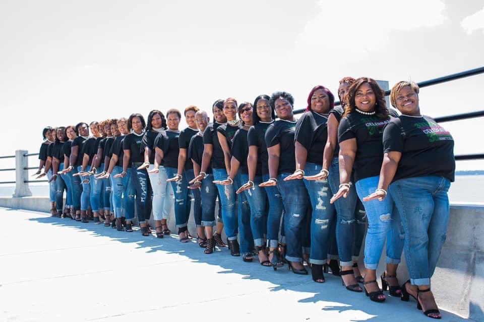 jackiejohnson's tweet image. It’s my 35th AKAversary @BennettCollege #Fall87 💕💚#32ICUs 💚💕💚💕#CheersTo35YearsOnTheVine #ZetaXi #D9 #AKA