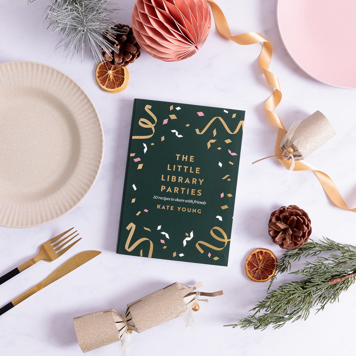On the 1st day of Xmas, @HoZ_Books gave to me... 🎄 A giveaway! To celebrate our 12 days of #TheLittleLibraryParties, we're giving away 1 copy. To enter ✨ RT this post ✨ Follow us ✨ Tag a Xmas loving friend Closes midnight 05/12. UK only. T&Cs: bit.ly/3rPf1Yt