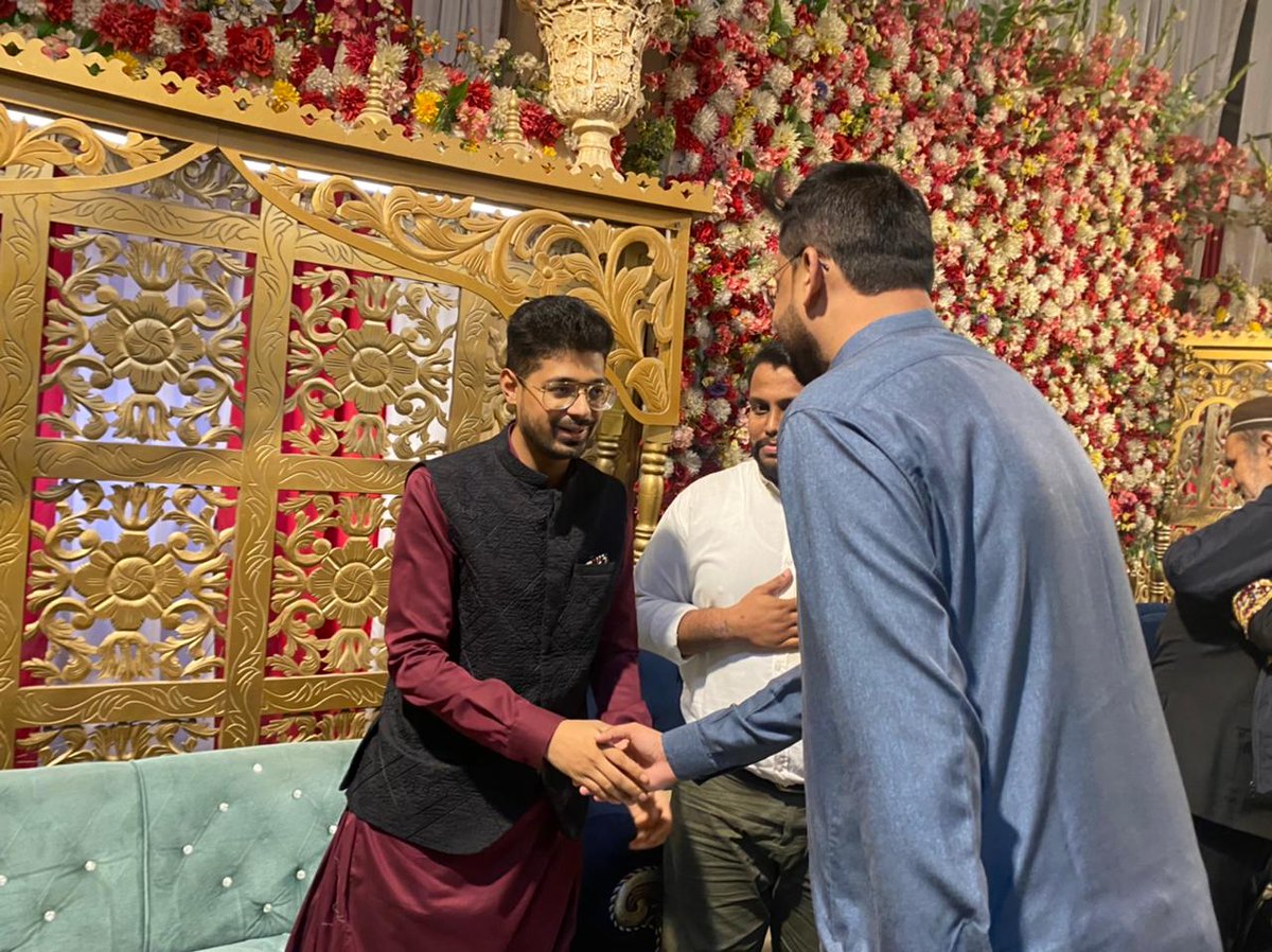 LaLaMuneer33's tweet photo. #Hyderabad
Faisal Abdul Jabbar Khan attended the Wedding Ceremony of Shabana Khan Information Secretary PPP Ladies Wing Hyderabad Division Daughter at Ali Palace Banquet Qasimabad.

#FaisalJabbarKhan https://t.co/vUKCL5FJmz