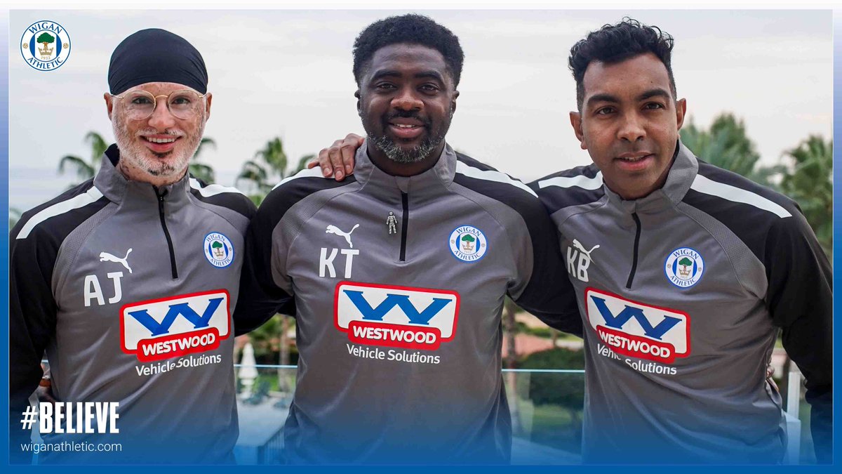 Hocamızın yardımcıları Kevin Betsy ve Ashvir Johal oldu. #wafc #UpTheTurkishTics