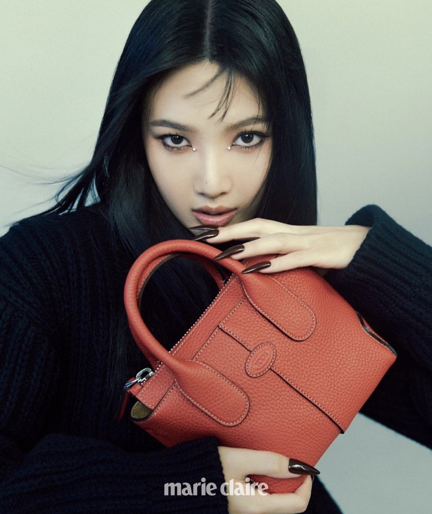 CHOIOFFICIALRP's tweet photo. ⠀⠀⠀ ⠀⠀⠀ ⠀
⠀⠀⠀ ⠀⠀⠀ ⠀
˚₊· ͟͟͞͞➳❥ INUE FOR THE MARIE CLAIRE MAGAZINE

ᅠㅤ

Each season brings new collections of fashionable handbags models, expertly crafted from the House’s signature materials. Time to get yours. 

⠀⠀⠀ https://t.co/pkmQZPZ2T7