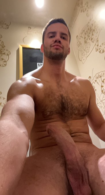 POV: you&rsquo;re on your knees https://t.co/LaHor9wGtV